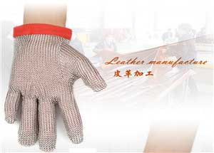 MK3201-Three Finger Stainless steel Glove With Hook Strap